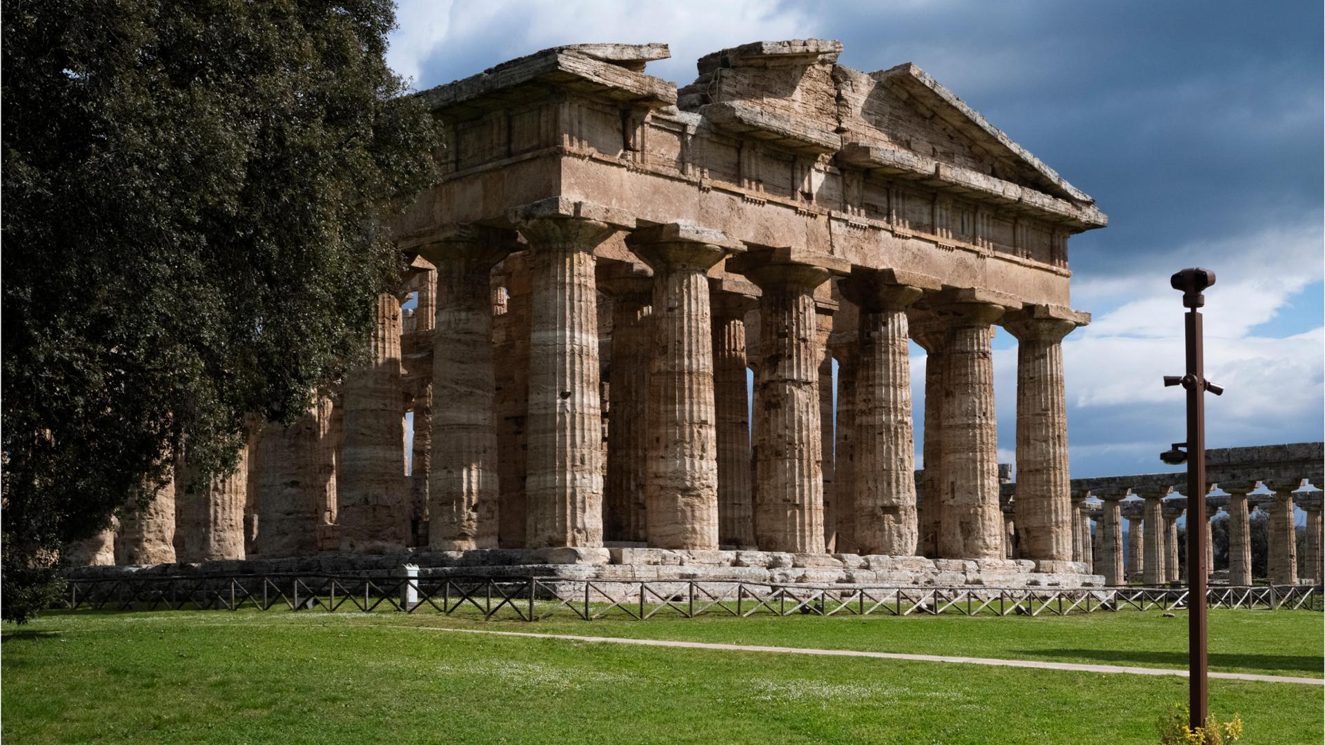 Those digital islands born in Cuneo, blossoming among the temples of Paestum